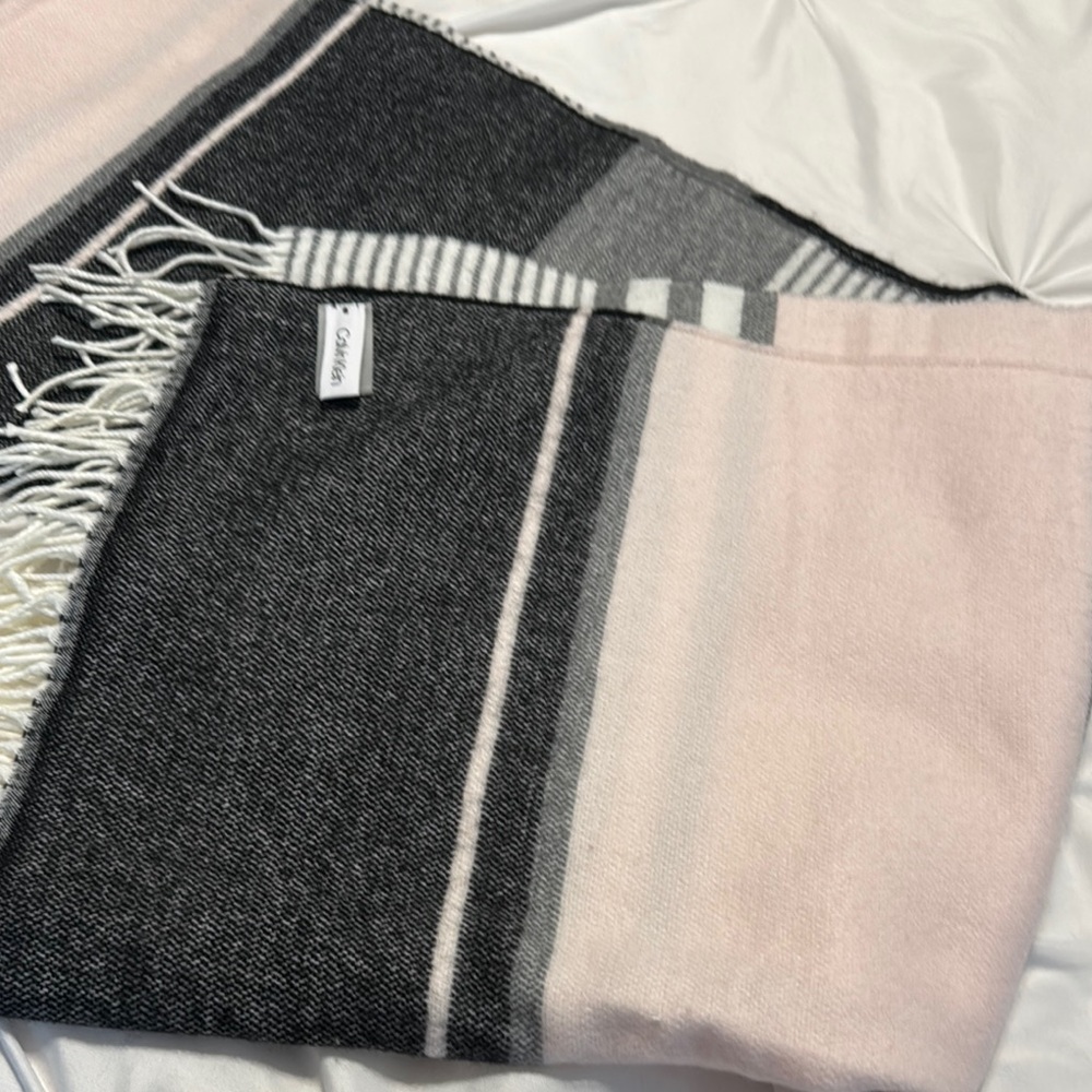 Calvin Klein Women's Wrap